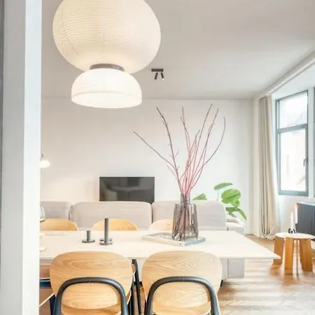 Unique 2-br * Antwerp